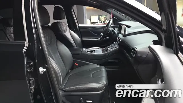 Hyundai Santafe Новый Santa Fe Бензин 2.5T 2WD — Фото автомобиля 11