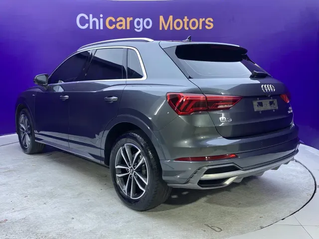 Audi Q3 — Фото автомобиля 5