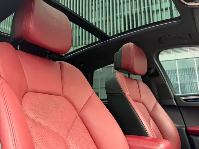 Porsche Macan — Фото автомобиля 14