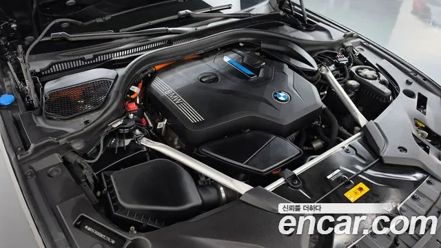 BMW 5 Series G30 — Фото автомобиля 9
