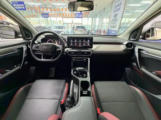 Geely Binyue — Фото автомобиля 8
