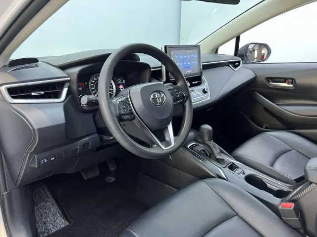 Toyota Corolla — Фото автомобиля 10