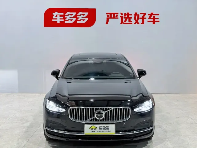 Volvo S90 — Фото автомобиля 2