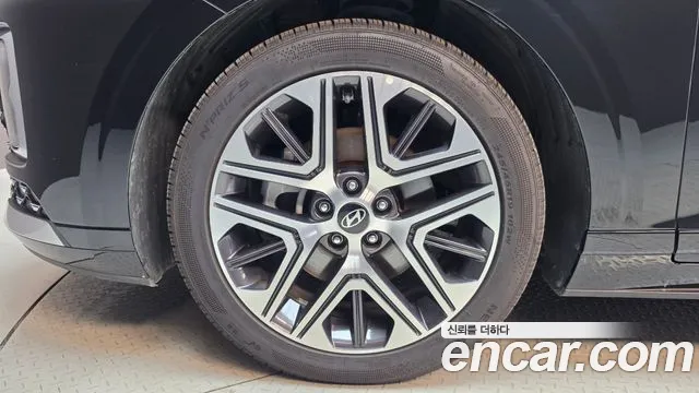 Hyundai Grandeur GN7 — Фото автомобиля 5