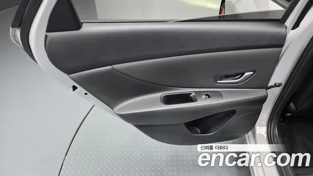 Hyundai AVANTE Новый Avante (CN7) — Фото автомобиля 24