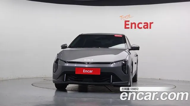 Фотография автомобиля — Kia EV4