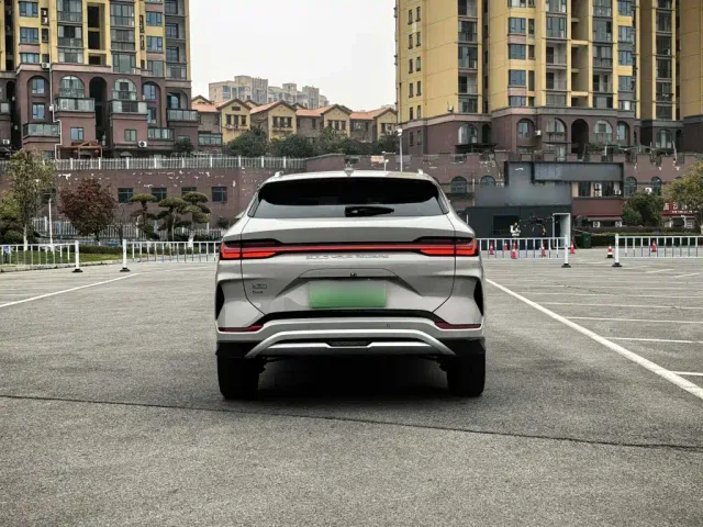 BYD Song PLUS — Фото автомобиля 13