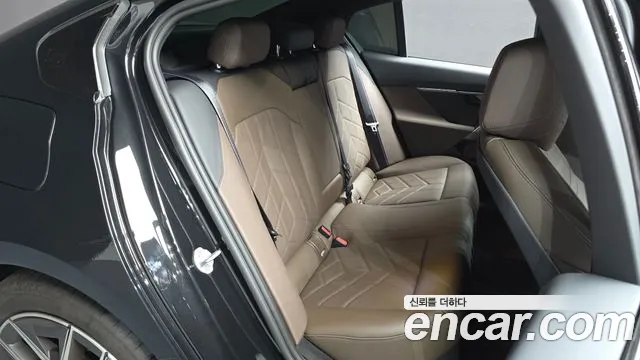 BMW 5 Series G60 — Фото автомобиля 12