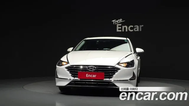 Hyundai Sonata Sonata (DN8) 2.0 LPG(Для проката) — Фото автомобиля 3