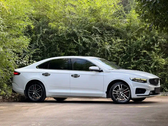 Geely Xingrui — Фото автомобиля 4