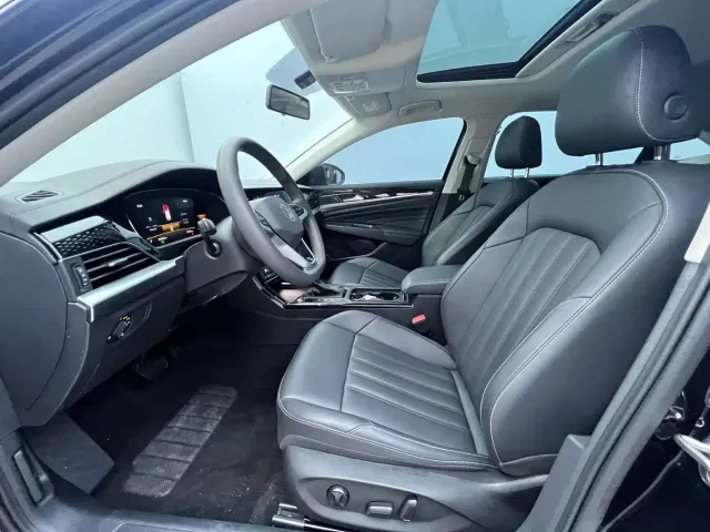 Volkswagen Passat — Фото автомобиля 9