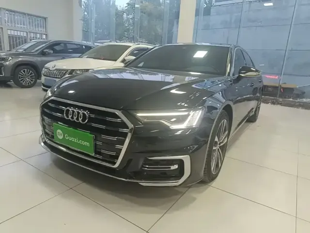 Фотография автомобиля — Audi A6L