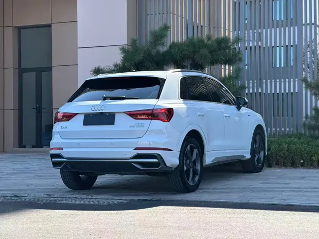 Audi Q3 — Фото автомобиля 6