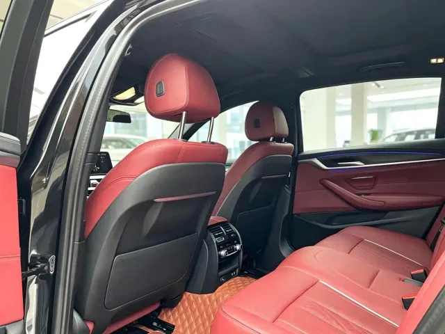 BMW 5 Series — Фото автомобиля 8