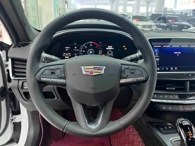 Cadillac CT5 — Фото автомобиля 19