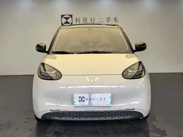 Wuling Bingo — Фото автомобиля 2