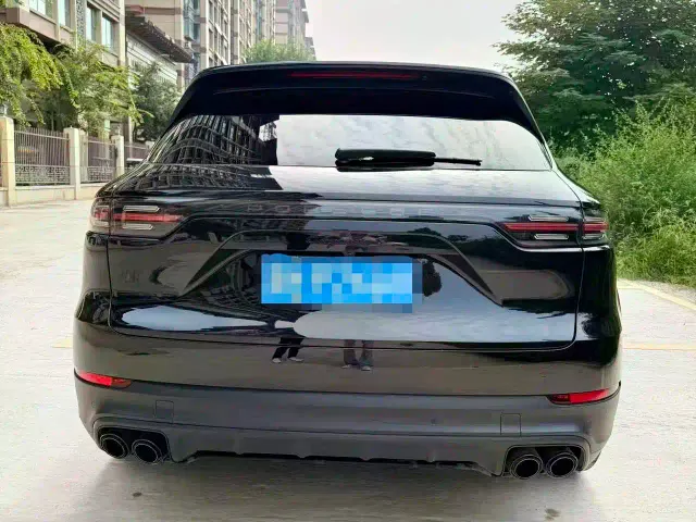 Porsche Cayenne — Фото автомобиля 6