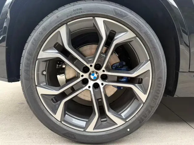 BMW X5 — Фото автомобиля 20
