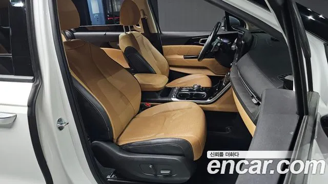 Kia Canival Carnival 4 поколение Дизель 9 мест Signature — Фото автомобиля 25