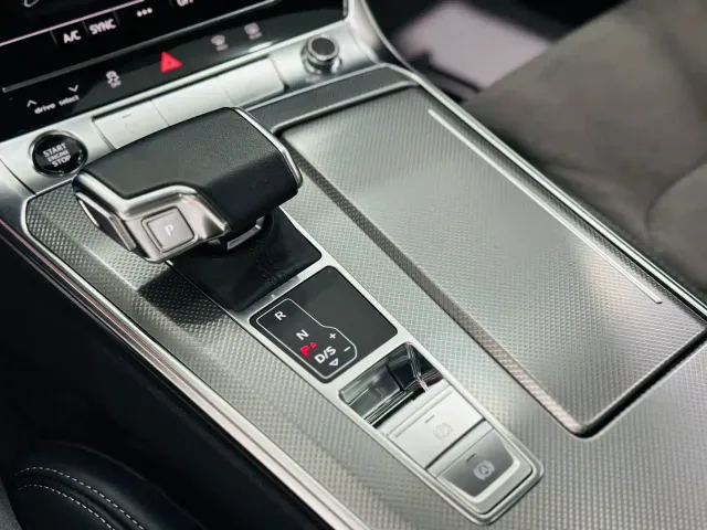 Audi A6L — Фото автомобиля 10