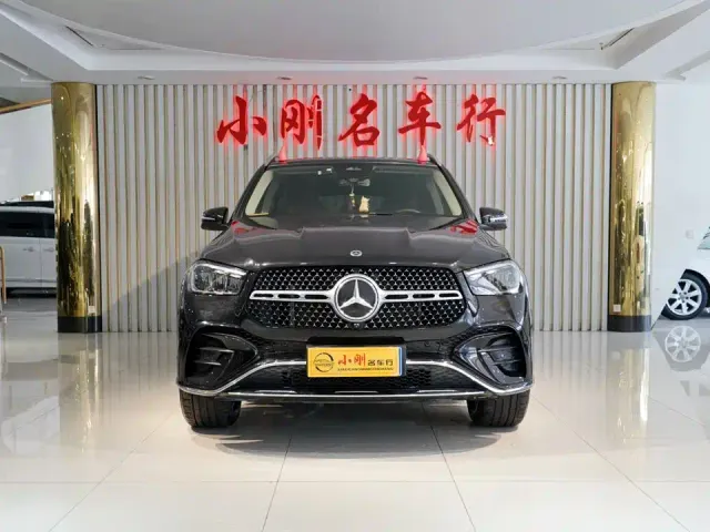 Mercedes-Benz GLE-Class — Фото автомобиля 3