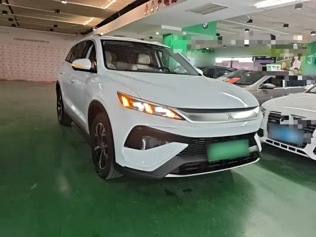 BYD Song Pro — Фото автомобиля 3