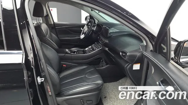 Hyundai Santa Fe Santa Fe (New) — Фото автомобиля 16