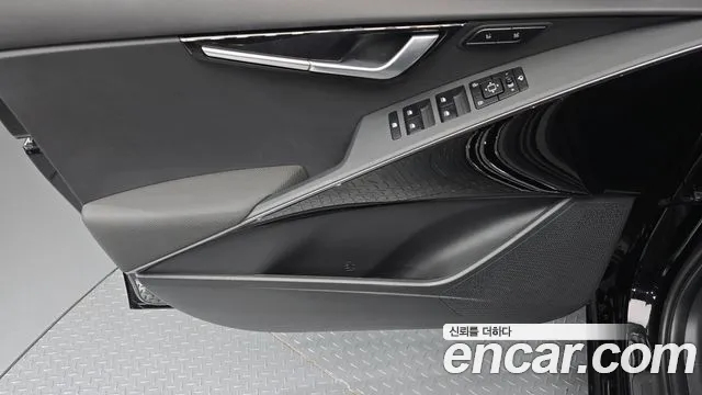 Kia Niro Niro (New) — Фото автомобиля 12