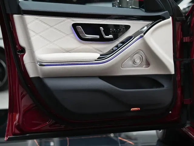 Mercedes-Benz Maybach S-Class — Фото автомобиля 26