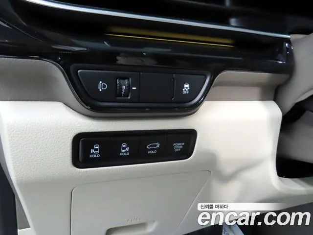 Kia Carnival 4th Gen — Фото автомобиля 12