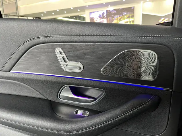 Mercedes-Benz GLE-Class — Фото автомобиля 10
