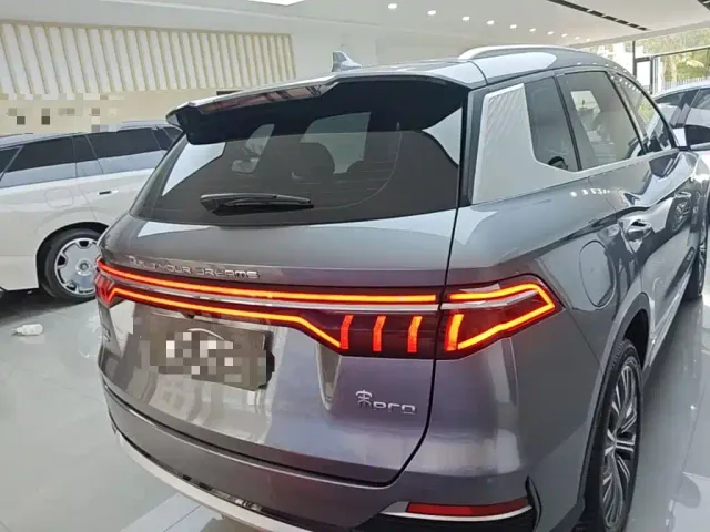 BYD Song Pro — Фото автомобиля 6