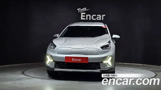Kia Niro Niro Plus Air — Фото автомобиля 3
