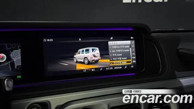 Mercedes-Benz G-Class — Фото автомобиля 16