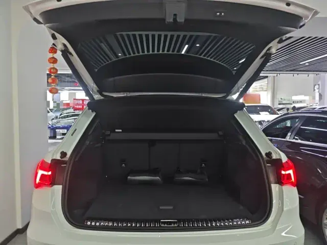 Audi Q3 — Фото автомобиля 18