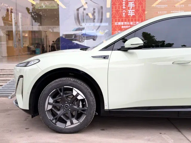 Hongqi Tiangong 06 — Фото автомобиля 2