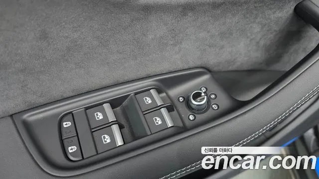 Audi Q7 55 TFSI quattro Premium — Фото автомобиля 30