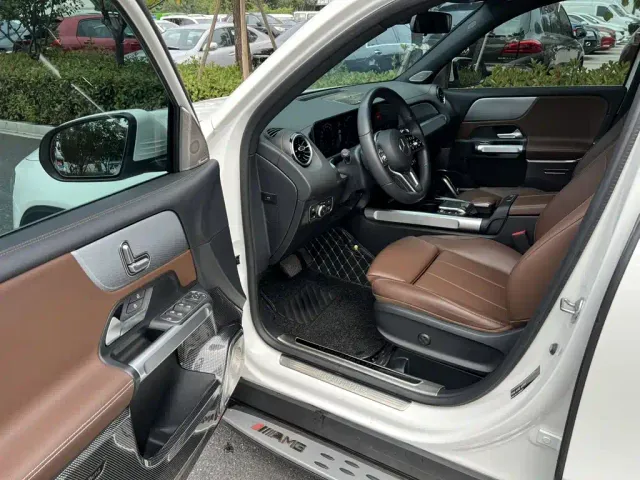 Mercedes-Benz GLB-Class — Фото автомобиля 6