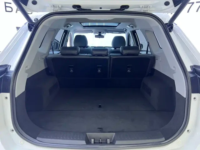 Chery Tiggo 8 — Фото автомобиля 18