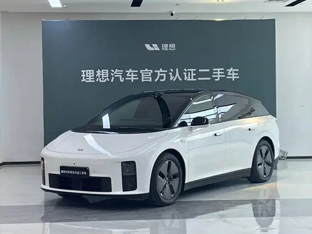 Li Auto i6 — Фото автомобиля 2