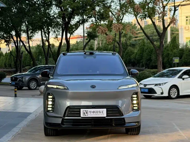 Nio ES9 — Фото автомобиля 2