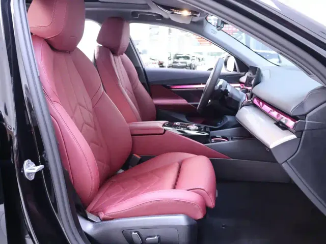 BMW 5 Series — Фото автомобиля 21