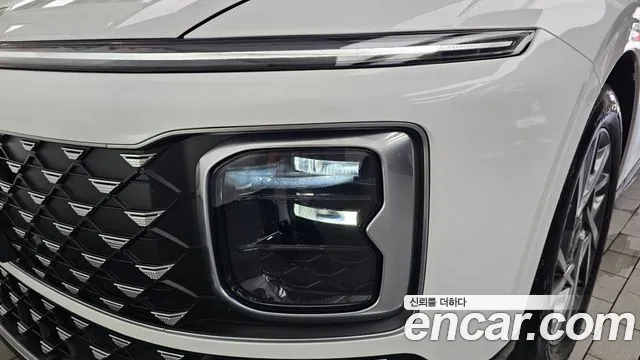 Hyundai Grandeur Grandeur (GN7) 2.5 Бензин 2WD — Фото автомобиля 21