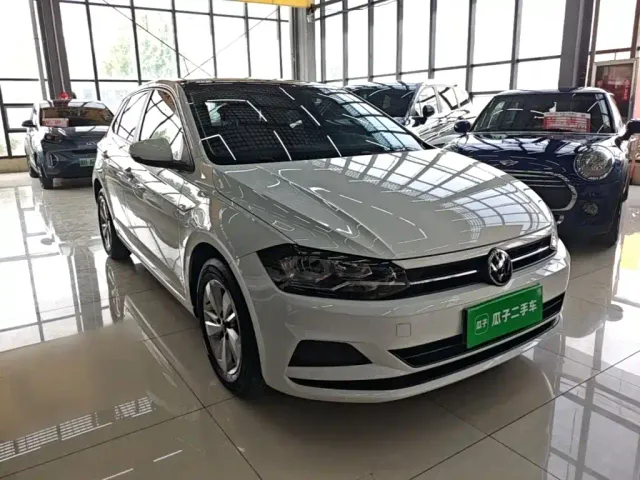 Volkswagen Polo — Фото автомобиля 3