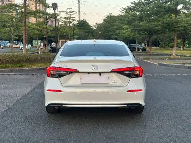 Honda Civic — Фото автомобиля 17