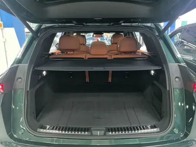 Li Auto L7 — Фото автомобиля 18