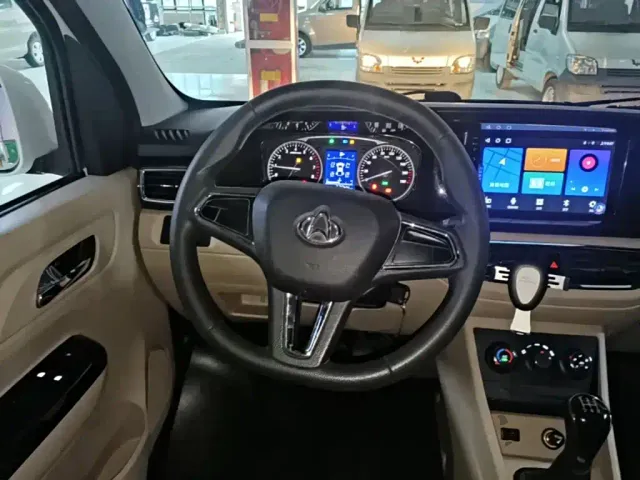 Changan Kuayue Kuayuexing V5 — Фото автомобиля 10