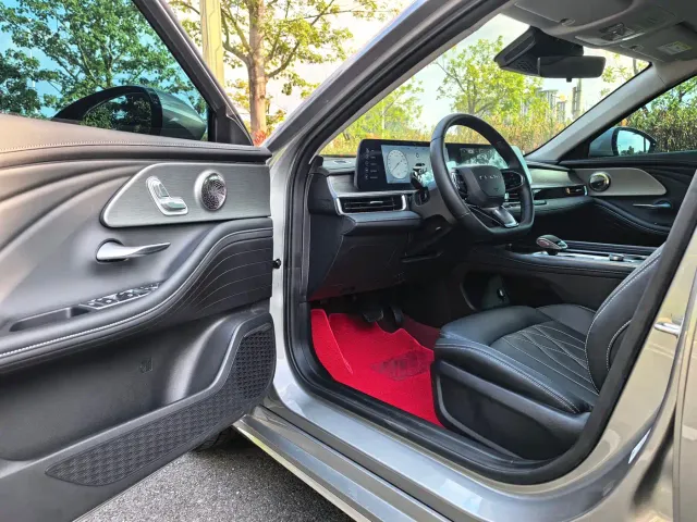 Chery Arrizo 8 — Фото автомобиля 7