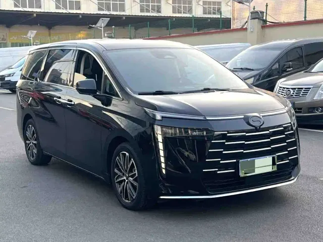 GAC Trumpchi E8 — Фото автомобиля 3