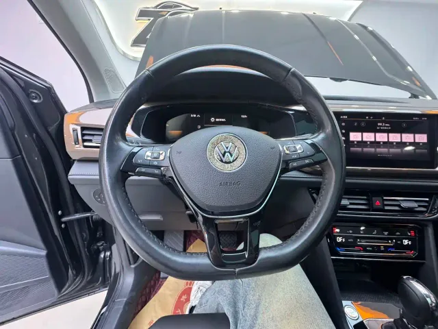 Volkswagen Tharu — Фото автомобиля 22